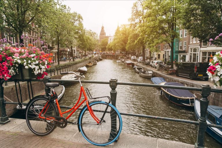 amsterdam_canal_1-pichi